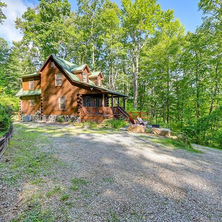 Pet-Friendly Bryson City Cabin With Fire Pit And Deck! Экстерьер фото